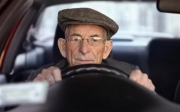Czy starsi kierowcy są niebezpieczni?