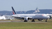 Napisy ,,Allahu Akbar'' na klapach wlewu paliwa 40 samolotów Air France
